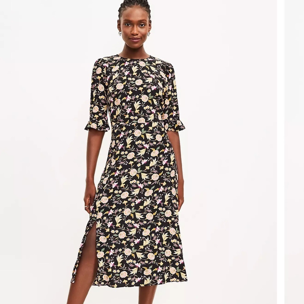 NEW with tags Ann Taylor Loft Floral Ruffle Sleeve Midi Dress Size 4